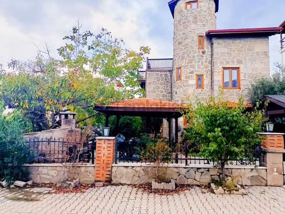 Denize 160 Mt | Eşsiz Mimari | Müstakil Taş Ev 1
