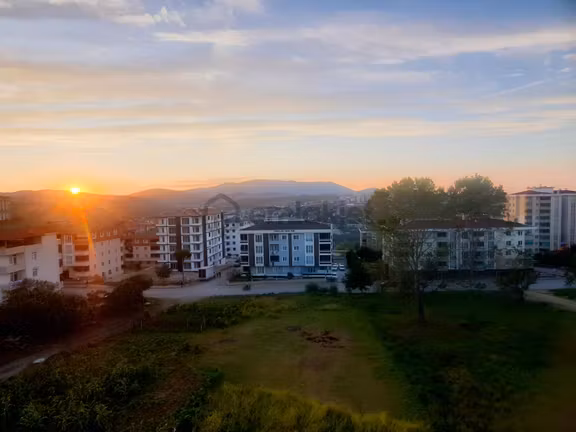 Çatalarmut'da Önü Açık, Ara Kat Sıfır 3+1 Daire 1