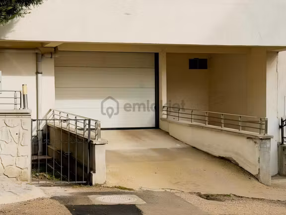 Natoyolu Caddesi Üzerinde Çift Balkon 7.kat 3+1 Daire 2