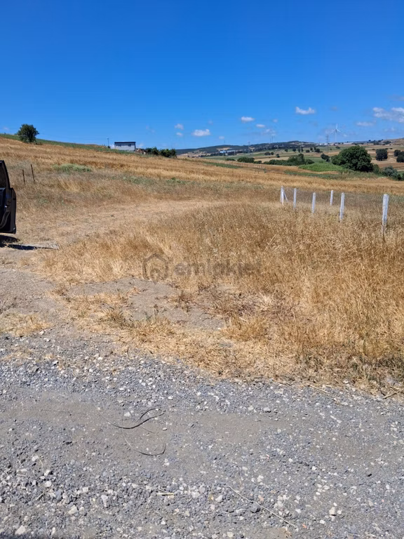 Acil Satılık Yol Kenarından Geciyor Elektrik Var 2