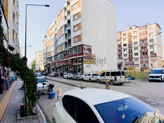 Satılık Yatırımlık Ticari İş Yeri Beşyol 900 M² 1