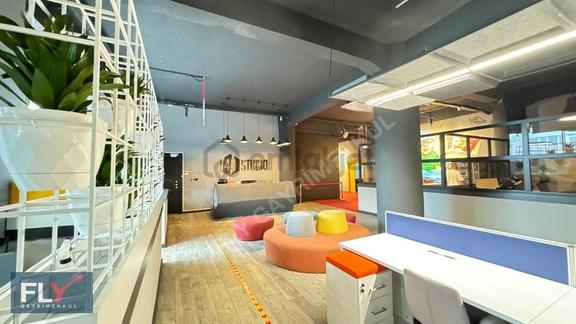 Merkezi Konumda 700 M2 Çok Amaçlı Kiralık İş Yeri 2