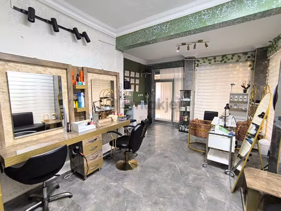 Devren Kiralık Güzellik Merkezi -e5 Metro Yakını 2