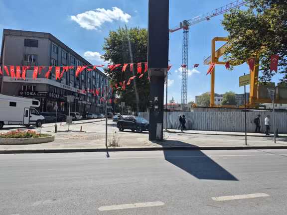 Molla Team'den Bayrampaşa İmren Handa Satılık 600 M2 Atölye 2