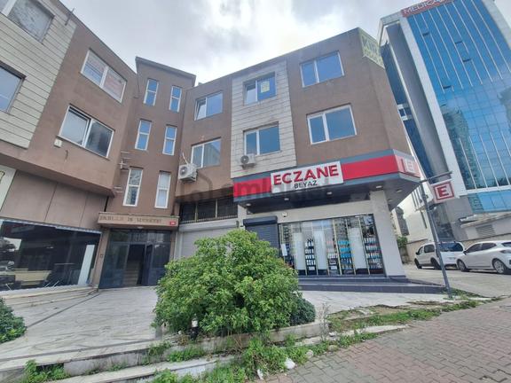 Ataşehir Kayışdağında Mükemmel Konuda Kiralık İşyeri 1