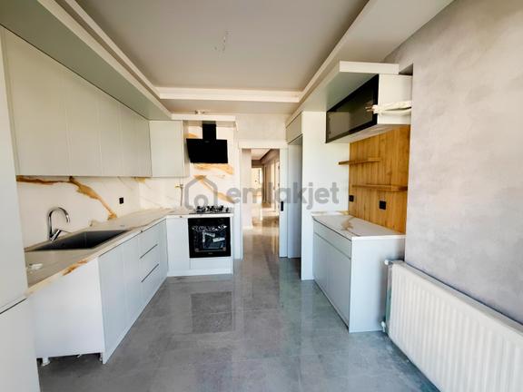 A Plus Garimenkulden Gölet Mevkisinde 3+1 Satılık Lüks Daire 1