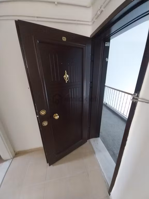 Çankaya Çamlıtepe Mah. Kurtuluş Metro Durağı Yanı 4+1 Kiralık Da 2