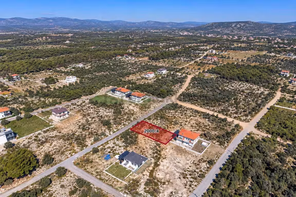 Didim Konak Emlaktan Akyeniköyde Satılık 300 M² Arsa 1