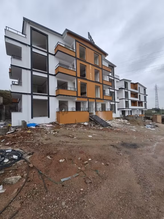 Stadyum Ve Tramvayın Yanı Başında! Alikahyada Fırsat 3+1 Daire 1