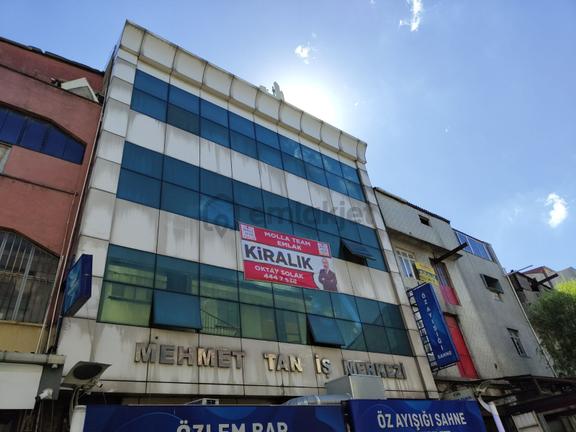 Yenidoğan Mehmet Tan İş Merkezi'nde 500 M2 Kiralık Atölye 1