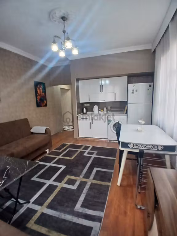 Adana Seyhan Baraj Yolunda Hasan Usta Karşısında Eşyalı Kiralık 1+1 Daire 1