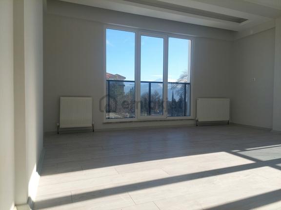 Yeni Üniversite Yakını Mutfağı Ayrı, Ebeveyn Banyolu 2+1 Daire 2