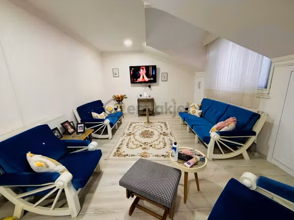 Ordu Akyazı Mahallesinde Merkezi Konumda 2+1 Satılık Daire 2