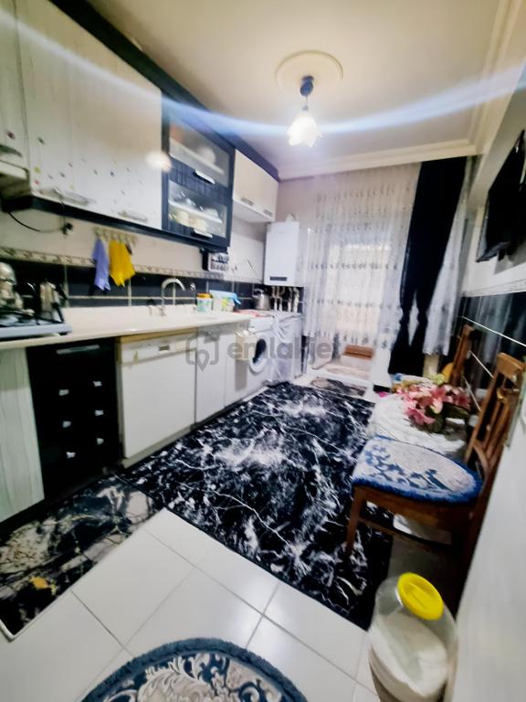 Karapürçek Merkez Konumda 3+1 135mt Net Kilerli Ful Yapıl 2