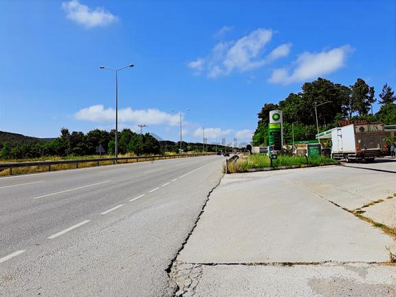 Akdur Dan Çakallıda 1.420 M2 Arsa 2