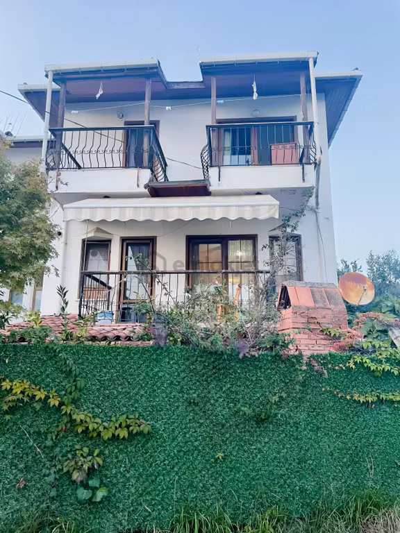Bayramoğlu Kiralık 5+1 Site İçi Havuzlu Vila 2