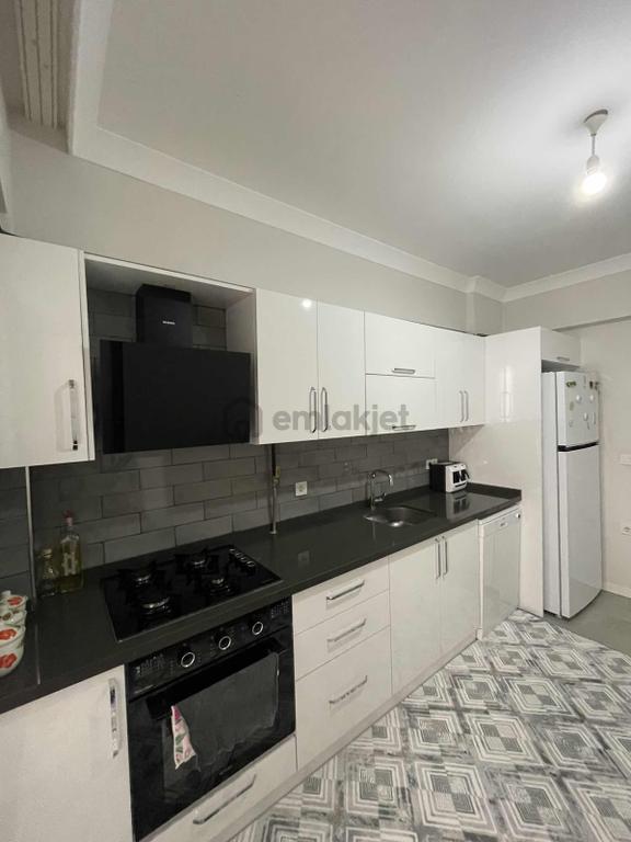 Emlakçe G Y M 'den Hanlı Mahallesinde 2+1 Satılık Lüx Daire 2