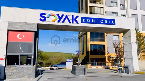 Soyak Konforia Projesinde Kiralık Ara Kat Kullanışlı 2+1 Daire 2