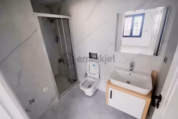 Çiğli Evka 2 De Satılık 6+1 Villa 2