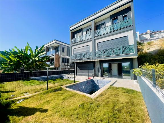 Kuşadası'nda Özel Havuzlu Daire 3+1 Fiyatına Villa 1