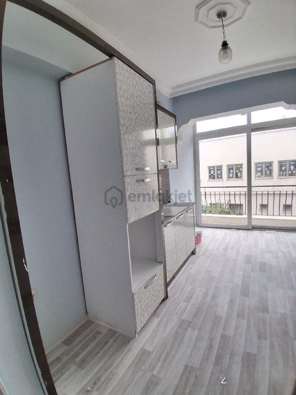 Muratpaşa Dutlubahçe'de 3+1 Ayrı Mutfaklı Geniş Kiralık Daire 2