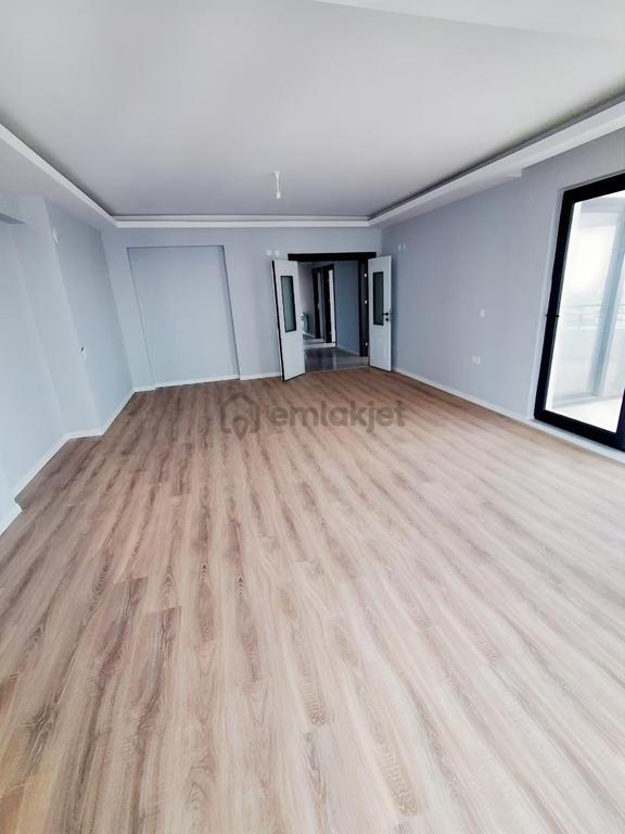 Bulut Emlaktan 4+1 Satılık Deniz Manzaralı Daire 2