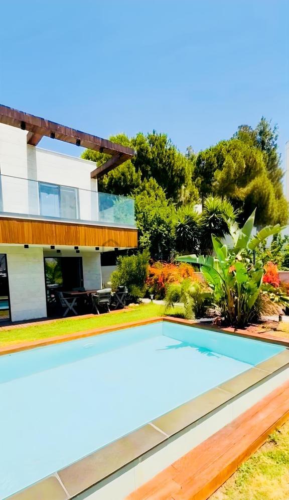 Bodrum Bitezde 400 M² Müstakil Arsalı,havuzlu 4+1tripleks Villa 2