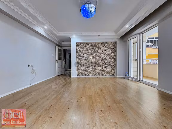 Ana Caddeye Yakın 5+1 Çift Klimalı Bakımlı Dublex Daire 1
