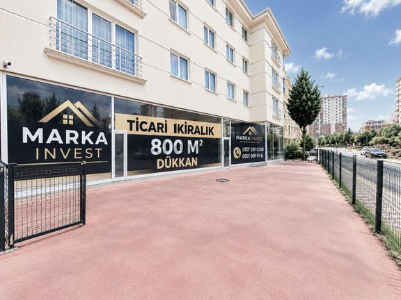 Eryaman Mahallesi'nde 800 M² Kiralık Ticari İş Yeri 1