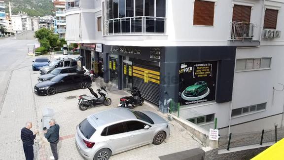 Alanya Güllerpınarı Mah.fığla Mevkii Kiralık 190 M2 Dükkan 2