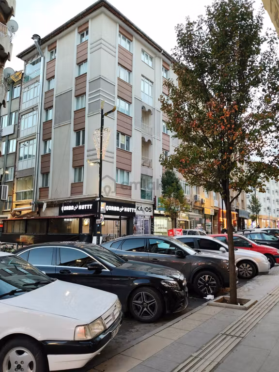 Asansörlü Kepenek Caddesinde Ara Kat Daire 1