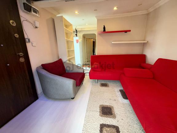 As Emlak Tan 2+1 Üsküdar Merkezde Eşyalı Çatı Katı Daire 1