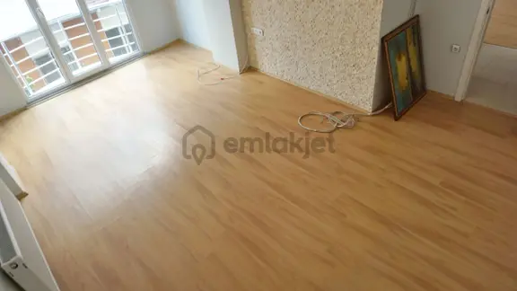 * Meral R6123 İbrahim Müteferrika Sk 20 Yaş Yeni Boyalı 2+1 Ara Kat 2