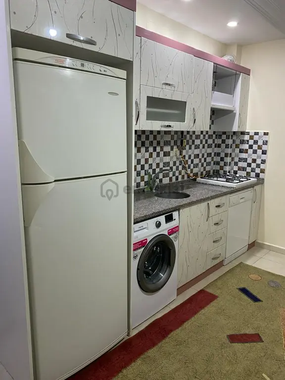 Kiralık Eşyalı 1+1 Daire 15.000 Tl.kazancı Cami Civ.1.kat 2
