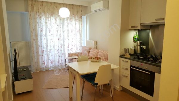 Soyak Mavişehir Optimusda Havuz Ve Peyzaj Manzaralı Eşyalı 1+1