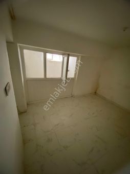 Akşenden Fatih Çapada 1+1 50m² Satılık Bodrum Katı