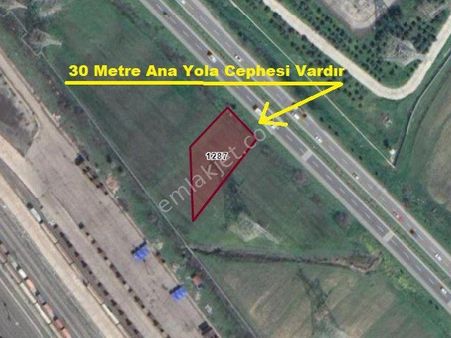 Bülent Ateşci'den İzmir Aliağa Ana Yolu Üstü Satılık Arsa