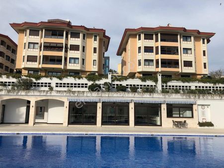 Etiler Uba Sitesi 'nde Satılık 400m2 Çatı Dubleksi Ulus Bebek