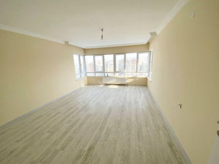 Fahrikorutürk'de Site İçerisinde Manzaralı Ultra Lüks Satılık !