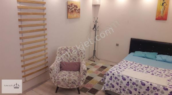 Manisa 8 Havuz Çarşı Geniş Klimalı Günlük Kiralık