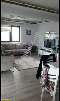 (39 ) 8+2 Oda 3 Vc 2 Banyo 3 Salon 2 Mutfak 3 Balkon 600m Bahçe Evin