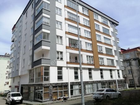 Trabzon Beşikdüzü'nde Satılık 500 M2 Dükkan