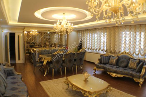 Sami Bakır Dan Batıkent Te Ultra Lüks 4,5+1 K.otoparklı Daire