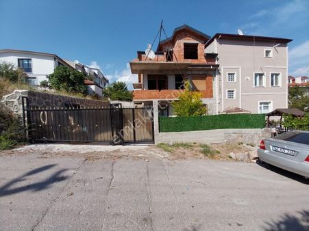 Kocaeli Gölcük Hisareyn Karaköprü Mah. Satılık 6+2 Müstakil Ev