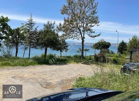 Cumhuriyet'te Denize Sıfır 3 Kat %40 İmarlı Arsa