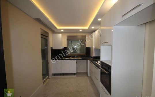 Konyaaltı Konaklarda Ultra Lüks Sitede 3+1