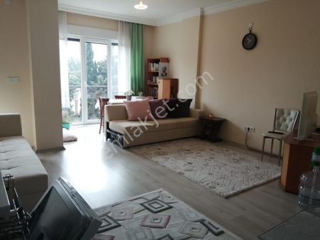 Baki Emlak'tan 1+1 Mınıbus Yolunda Satılık Daire