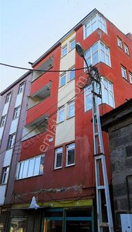 Şeyma Emlaktan Satılık Şehrin Kalbınde 2+1daire