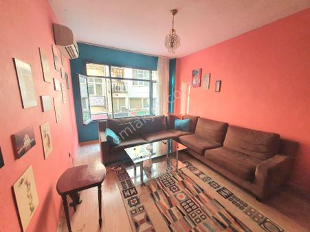 Kadıköy Merkez, Balkonlu, Klimalı 2+1 Lüks Eşyalı Kirâlık Daire