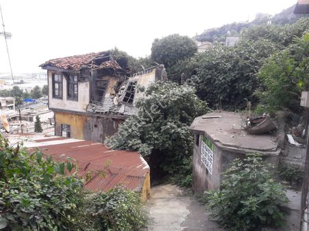 Selen Emlaktan Esentepe Mahallesinde Satılık Arsa